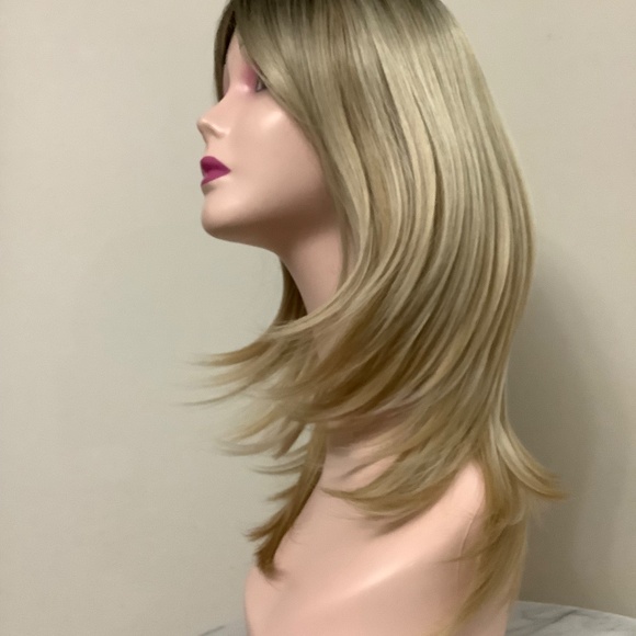 NEW Natural style wig - Picture 5 of 9